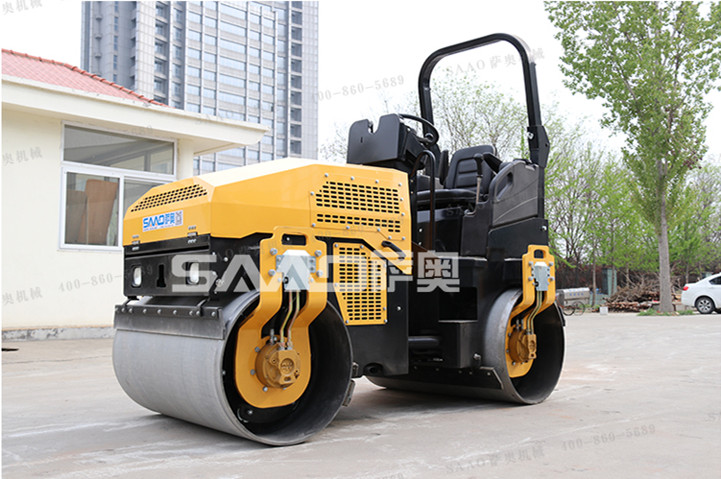 春季道路施工有關(guān)壓路機(jī)保養(yǎng)，專家來劃重點(diǎn)啦！